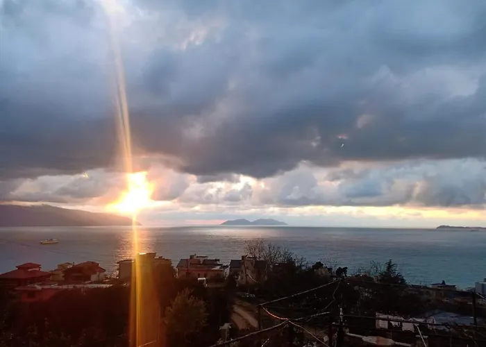 Leko Konukevi Avlonya