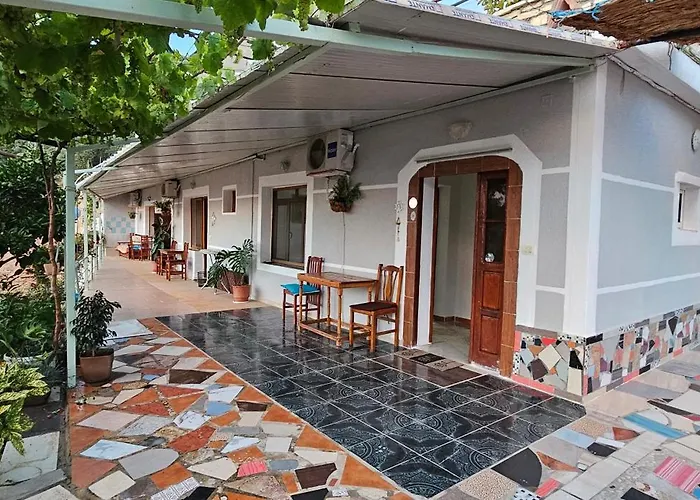 Pensión Leko Vlorë